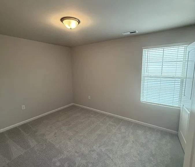 1051 Atterlee Ln — Photo 13