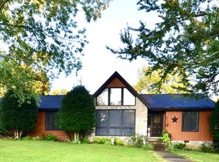 208 Sam Davis Dr, Springfield, TN 37172