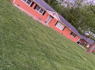 1118 N Woodridge Ave, Sullivan, IN