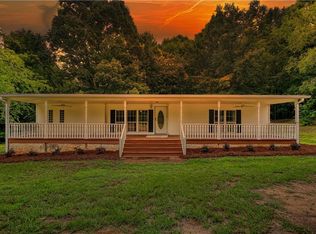 420 Long Piney Rd, Mansfield, GA 30055