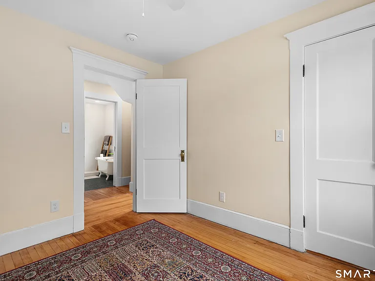53 Turner Ave — Photo 28