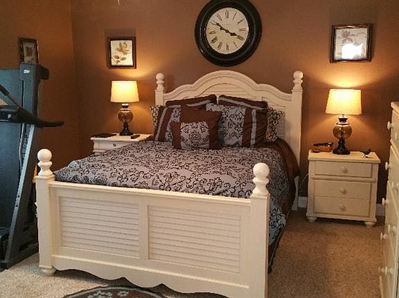 5th image of 9912 Olde Park Dr