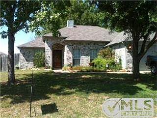 1st image of 841 Park Forest Dr