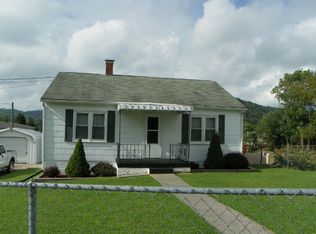 196 Perdue St, Bluefield, WV 24701