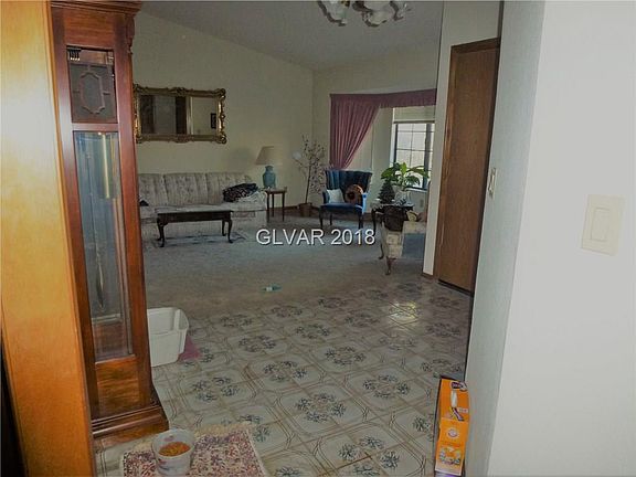 5th image of 6831 Tree Haven Ct