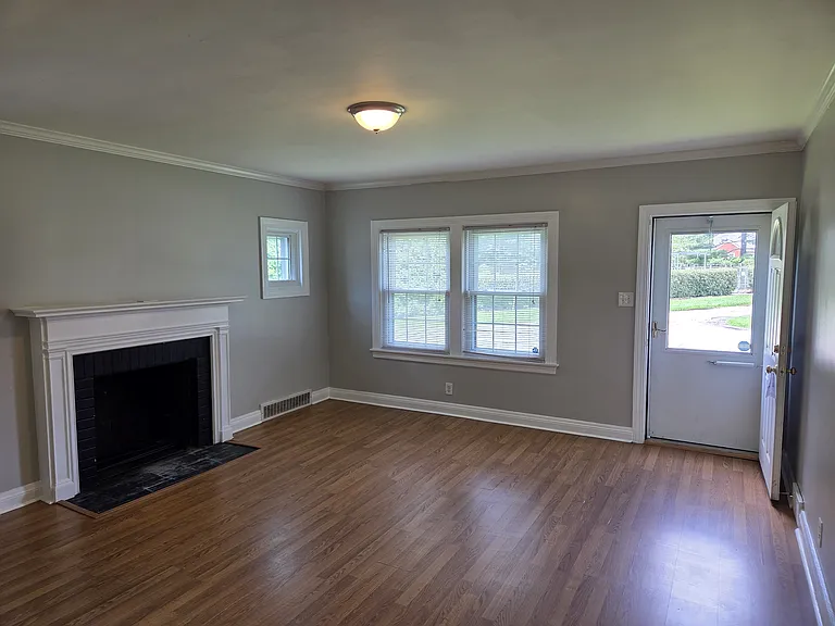 3010 Wirth Ave — Photo 3