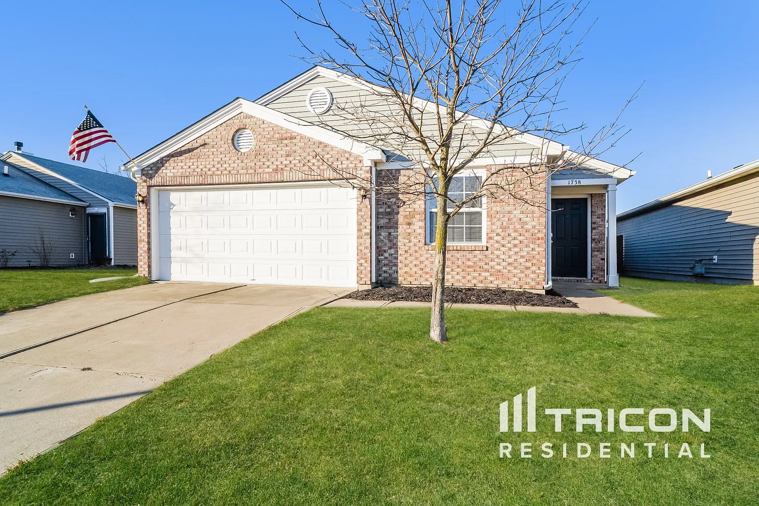 1738 Blue Grass Pkwy photo 1