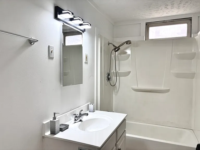 15 Lucille St #1 — Photo 15
