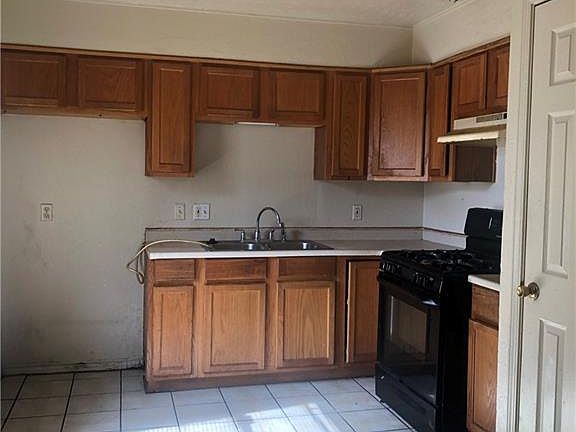 4th image of 2342 Talco Dr