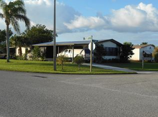 6990 SE Congress St, Hobe Sound, FL 33455