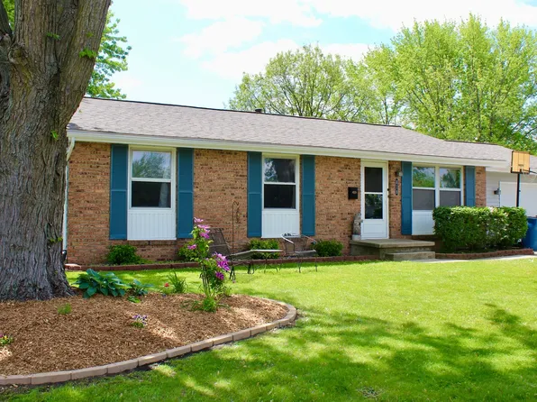 818 Edwin Dr, Bourbonnais, IL 60914