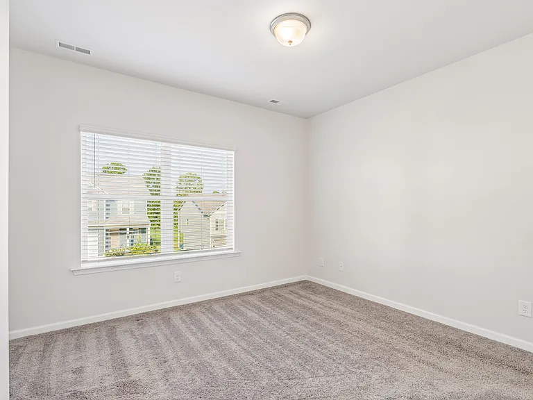 1017 Pinnacle Pkwy — Photo 28