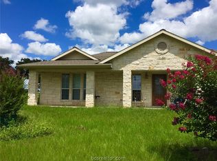 1192 Wylie Ln, Franklin, TX 77856