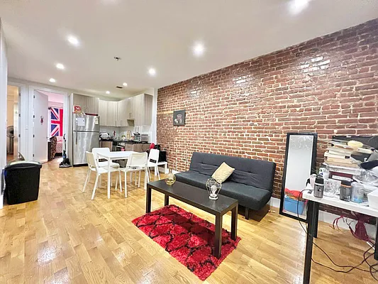 Rented by Doorway NYC, LLC | media 1