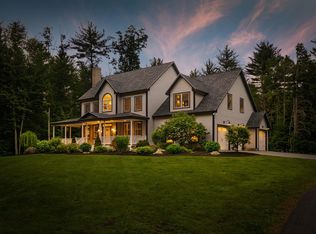 75 Sampson Rd, Rochester, NH 03867