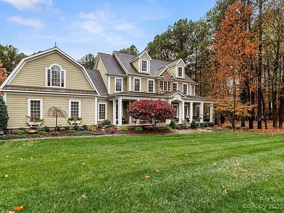 3rd image of 146 Bayberry Creek Cir