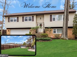 9 Brookside Ct, Toms River, NJ