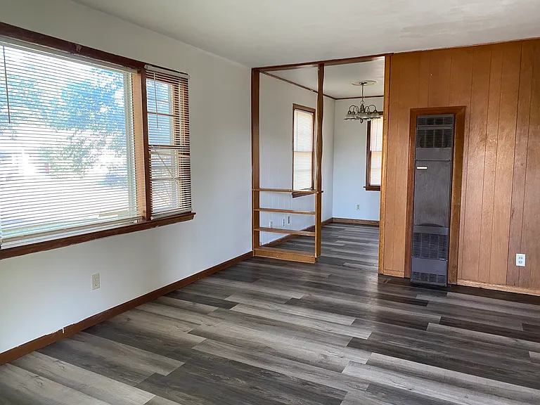 1902 Chesterfield St #1 — Photo 9
