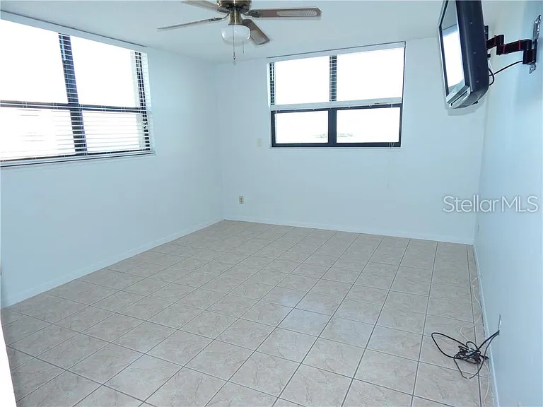 300 Woodette Dr #605A — Photo 11