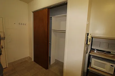 Rented by Mossanen Group