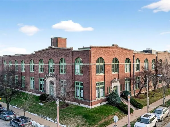 4242 Laclede Ave APT 203, Saint Louis, MO 63108