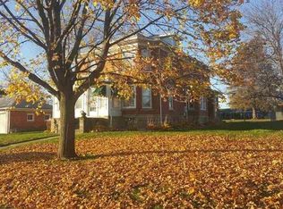 821 24th St, Monroe, WI 53566