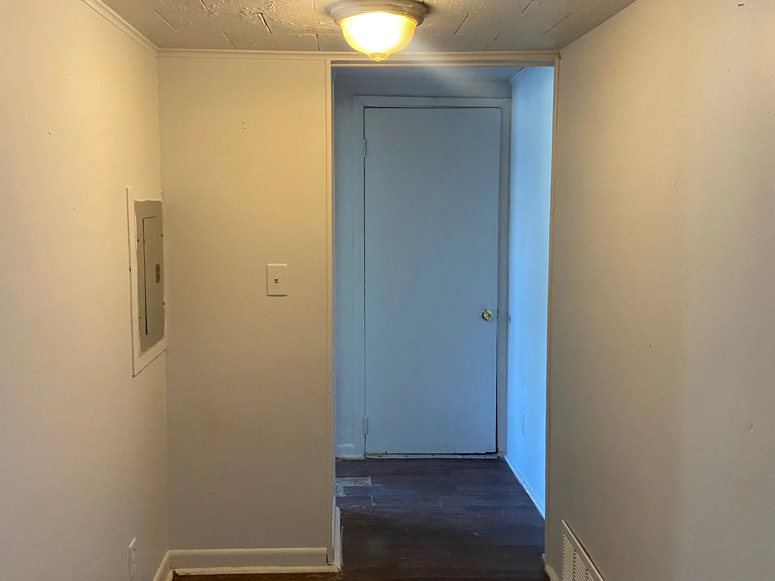 2926 Francis Street - 7 — Photo 4