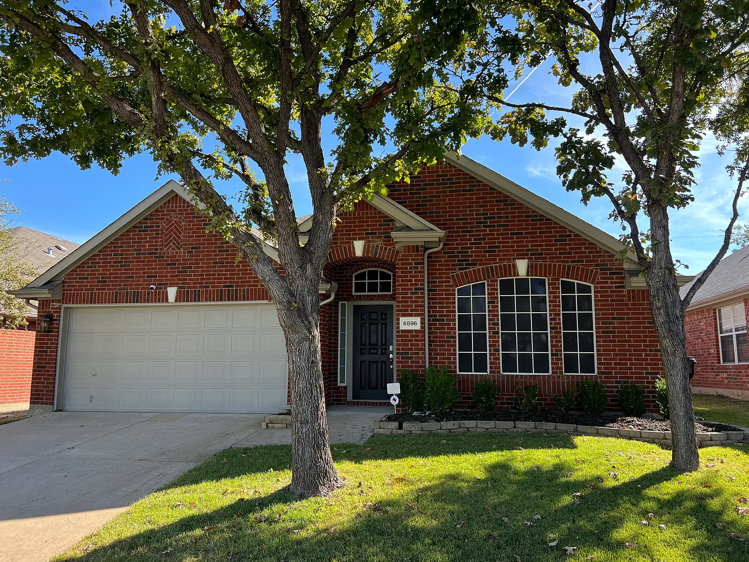 3 bed, 1865 sqft, $2,900 — Photo 2