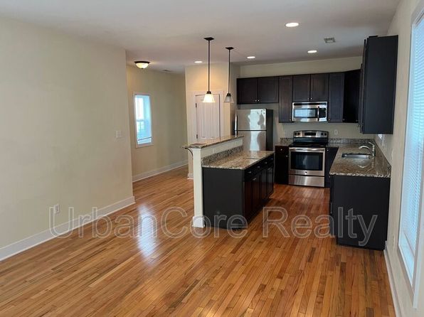 3508 E Clay St APT B