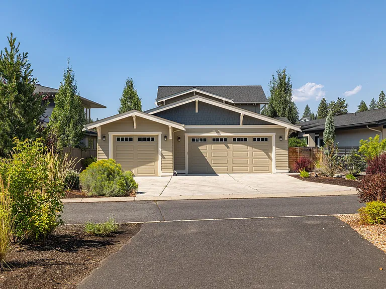 1496 NW Discovery Park Dr — Photo 12