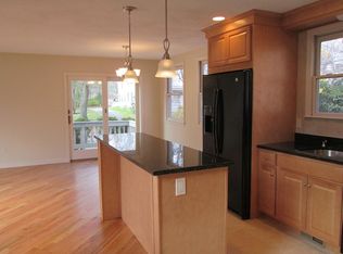 29 Melrose Ave #29, Auburndale, MA 02466