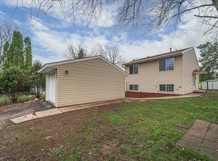 7807 Rimbley Rd, Woodbury, MN 55125