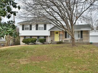 1917 Westminster Dr, Lexington, KY 40504