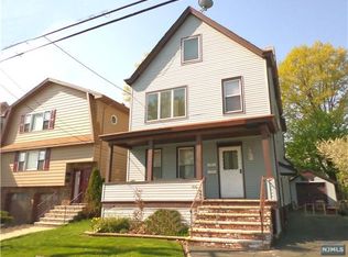 86 James St, Lodi, NJ 07644