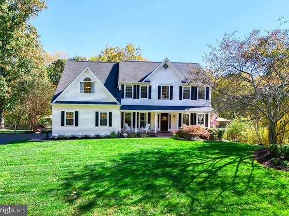 10891 Palace Ct, Manassas, VA 20111