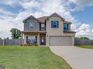 829 Colvin Dr, Locust Grove, GA 30248