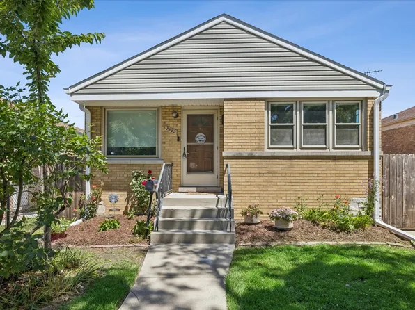 7542 W Bryn Mawr Ave, Chicago, IL 60631