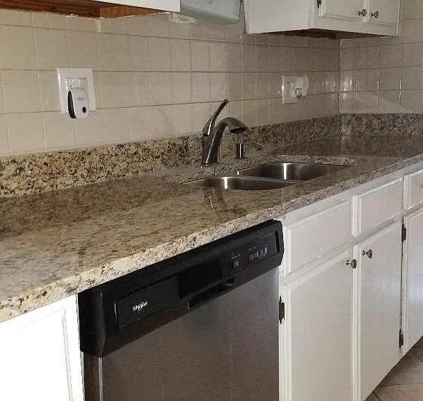1746 Nappa Valley Ct SE — Photo 2