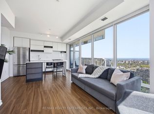 4065 Confederation Pkwy #3710, Mississauga, ON L5B 0L4