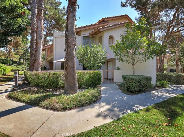 26511 Merienda APT 3, Laguna Hills, CA 92656