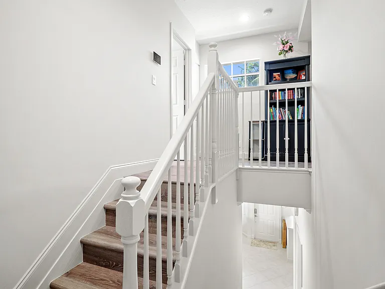 4496 Hickory Dr — Photo 20