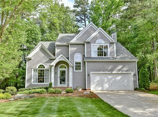 6900 Buckspring Ln, Charlotte, NC 28269