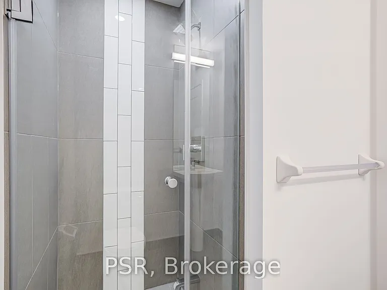 70 Princess St #2711 — Photo 18