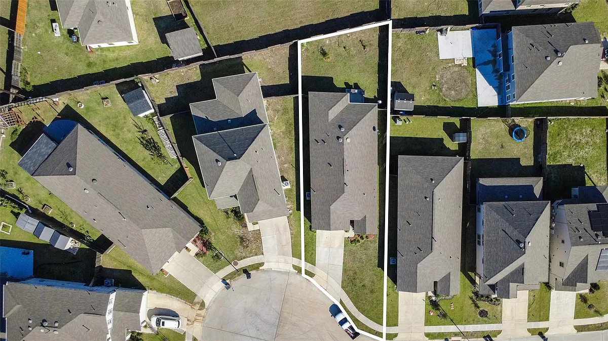 Building Photo - 4850 Austin Meadow Ln