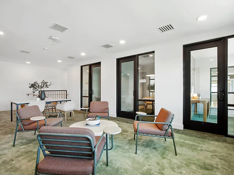 NOVEL Parkway by Crescent Communities — Photo 35