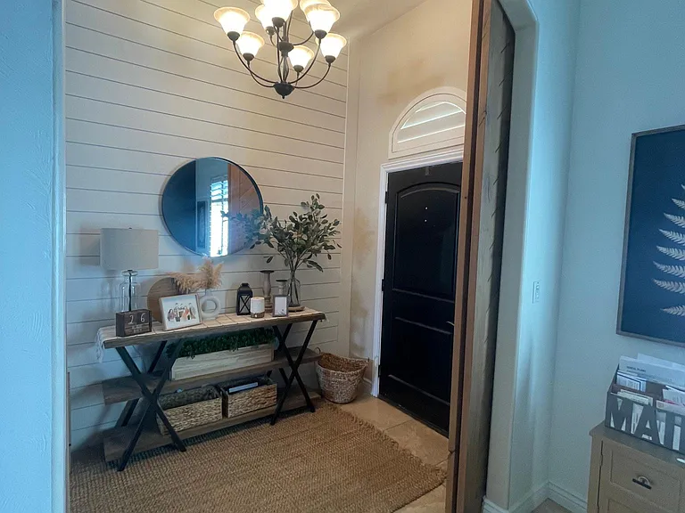 867 S 4425 W — Photo 9