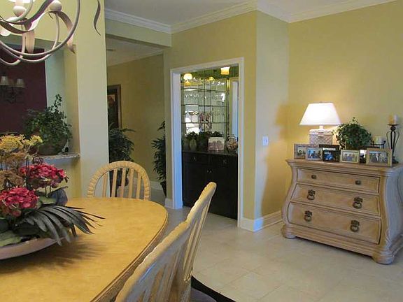 3rd image of 1508 Ocean Dr APT 302