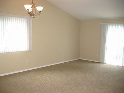 4th image of 5227 77th St W