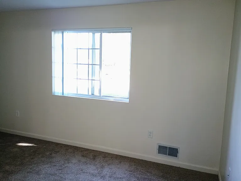 8936 Sheridan Rd #19 — Photo 31