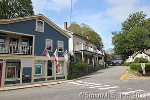 65 Maple St #1 — Photo 17